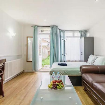 Hotel Eltar Hostle London Exterior foto